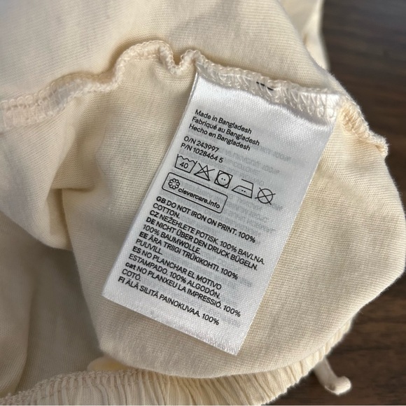 💕H&M Cream Graphic Tee with Floral Design girl 16-18 - Picture 5 of 9